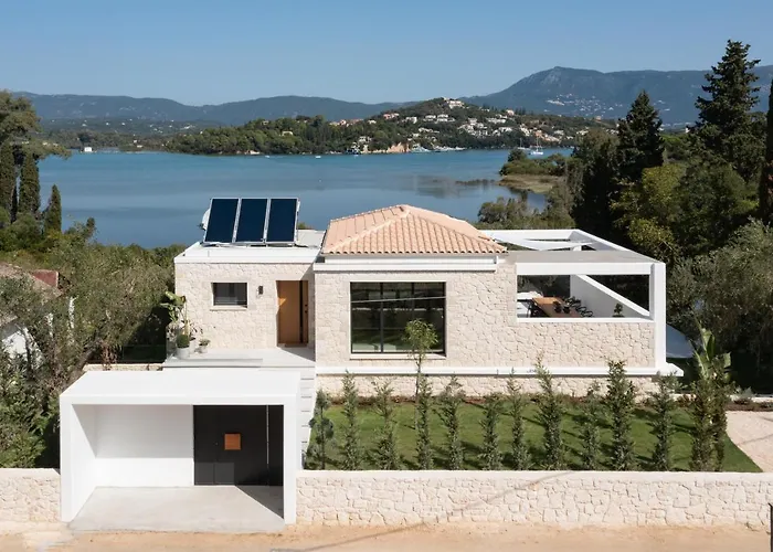 Luxurious Trinity Villa