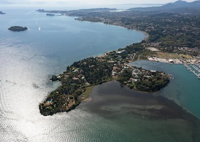 Luxurious Trinity Villa