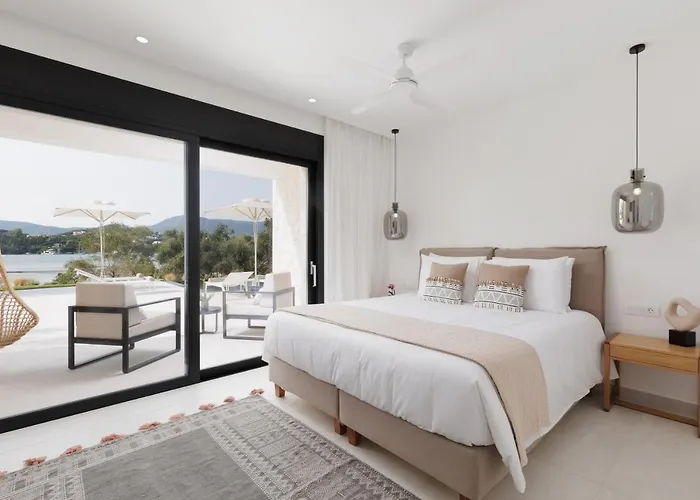 Villa Luxurious Trinity *