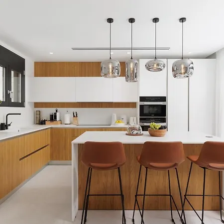 Luxurious Trinity * Kontokali