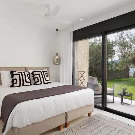 Willa Luxurious Trinity Kontokali